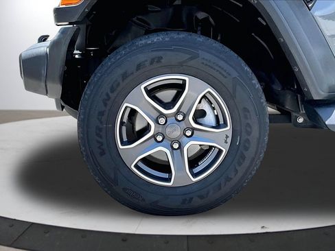 Used 2021 Jeep Wrangler Sport AWD/4WD image 30