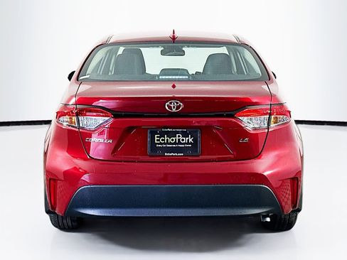 Used 2026 Toyota Corolla LE image 7