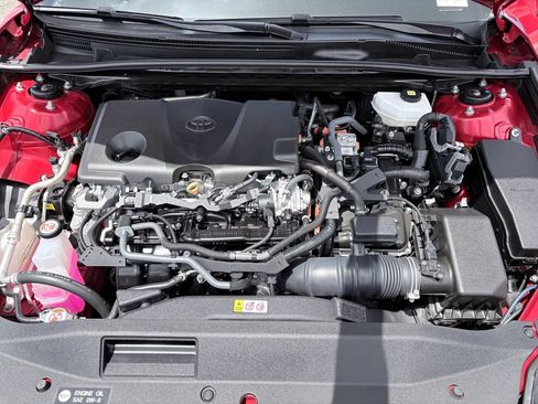 Used 2025 Toyota Camry XSE FWD image 31