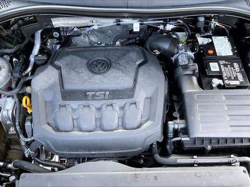Used 2021 Volkswagen Tiguan SE R-Line FWD image 31