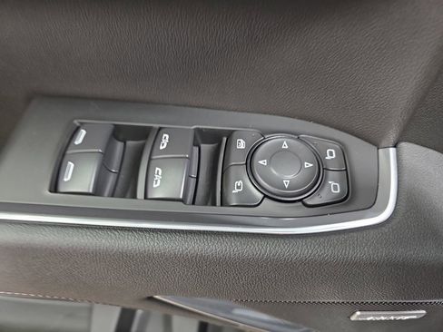 New 2026 GMC Sierra 1500 SLT w/ SLT Premium Plus Package image 26