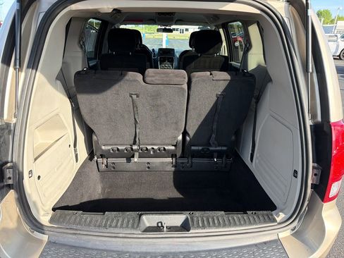 Used 2013 Dodge Grand Caravan SE FWD image 20