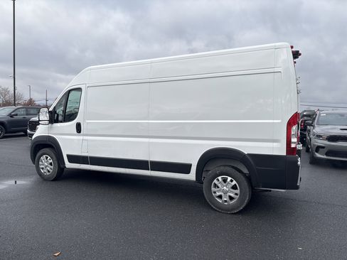 Used 2025 RAM ProMaster 2500 w/ Quick Order Package 22G SLT image 5