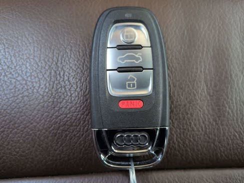 Used 2017 Audi Q5 2.0T Premium Plus w/ Technology Package image 39