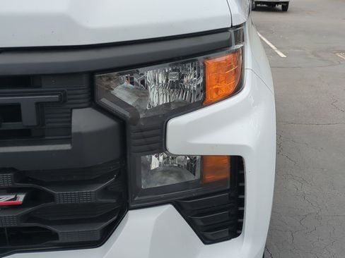 Used 2023 Chevrolet Silverado 1500 Custom Trail Boss image 12