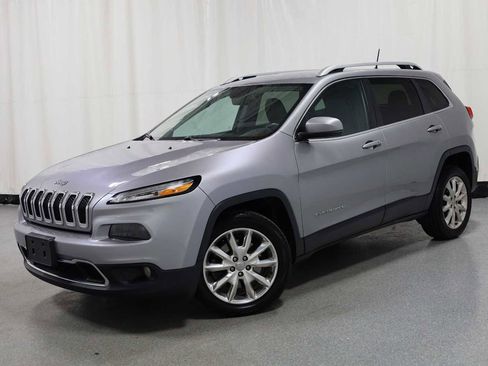 Used 2016 Jeep Cherokee Limited image 1