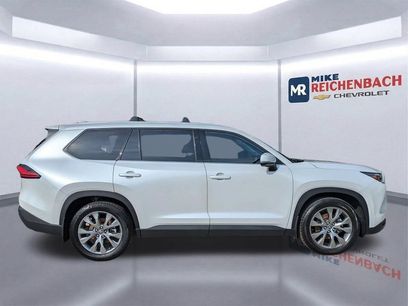 Used 2024 Toyota Grand Highlander FWD