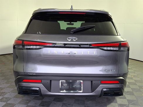 Certified 2025 INFINITI QX60 Luxe image 8
