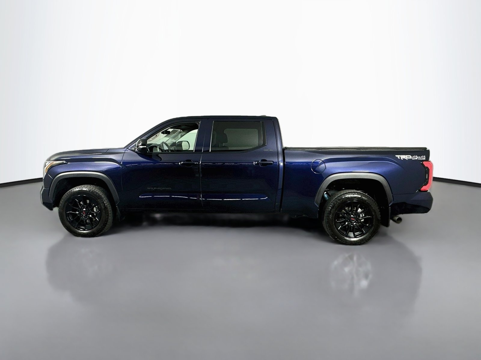 Used 2024 Toyota Tundra Limited w/ TRD Off-Road Package AWD/4WD image 4