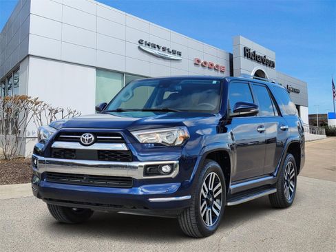 Used 2022 Toyota 4Runner Limited image 2
