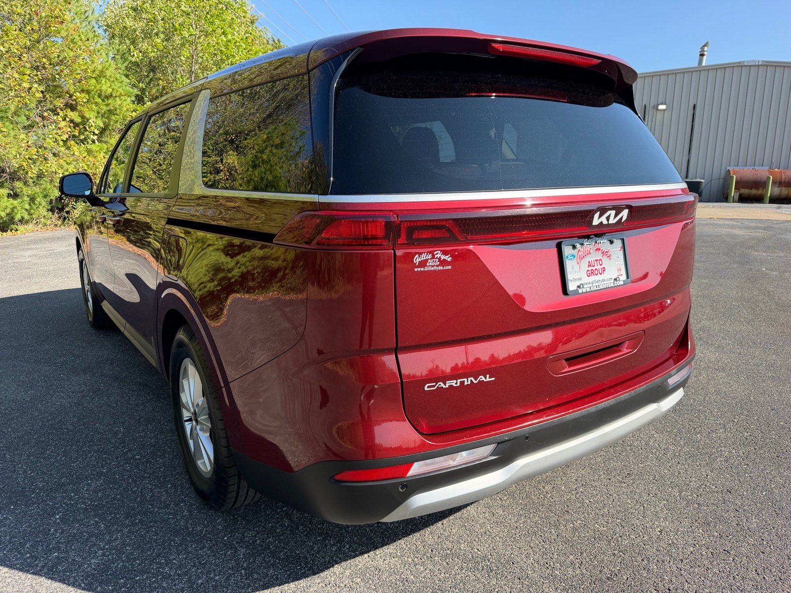 Used 2024 Kia Carnival LX FWD image 10
