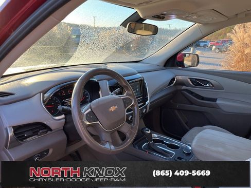 Used 2019 Chevrolet Traverse LT image 6