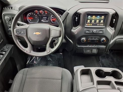 Used 2019 Chevrolet Silverado 1500 Custom w/ Custom Value Package image 6