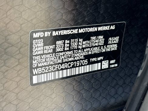 Used 2024 BMW iX xDrive50 w/ Sport Package AWD/4WD image 28