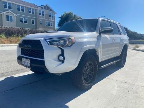 Used 2016 Toyota 4Runner TRD Pro AWD/4WD image 3