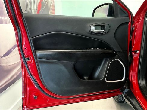 Used 2018 Jeep Compass Sport w/ Cold Weather Group image 25