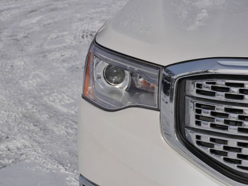 Used 2017 GMC Acadia Denali w/ Technology Package image 3