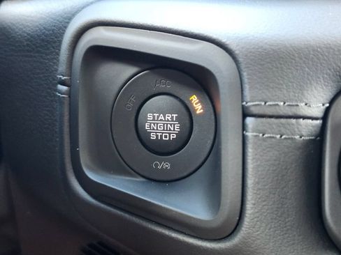 New 2026 Jeep Gladiator Sport AWD/4WD image 23