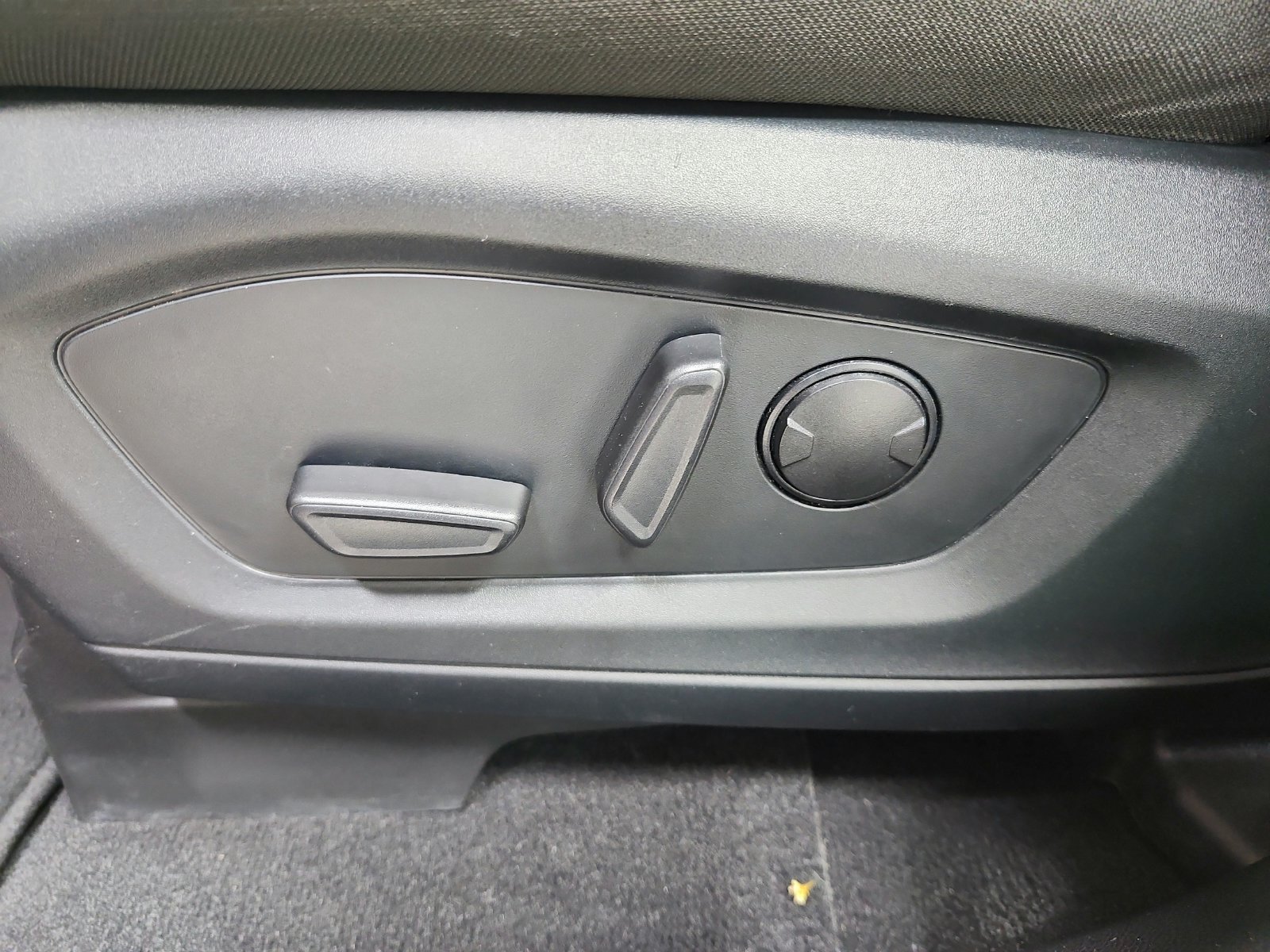 Used 2021 Ford Explorer XLT RWD image 20
