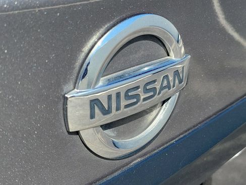 Certified 2018 Nissan Altima 2.5 SR w/ SR Midnight Edition FWD image 13
