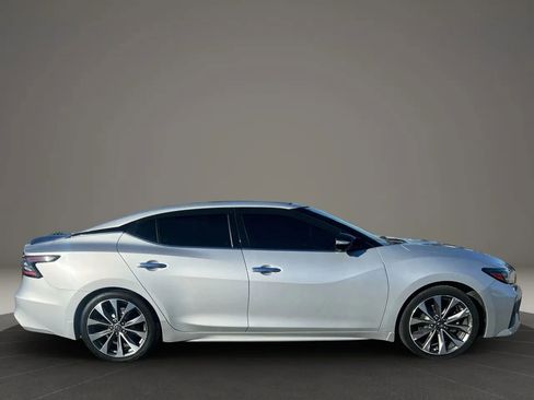 Used 2019 Nissan Maxima Platinum w/ Illumination Package image 4