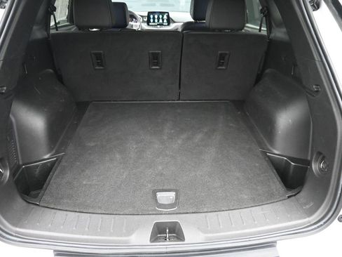 Used 2023 Chevrolet Blazer LT w/ Sound & Technology Package image 9