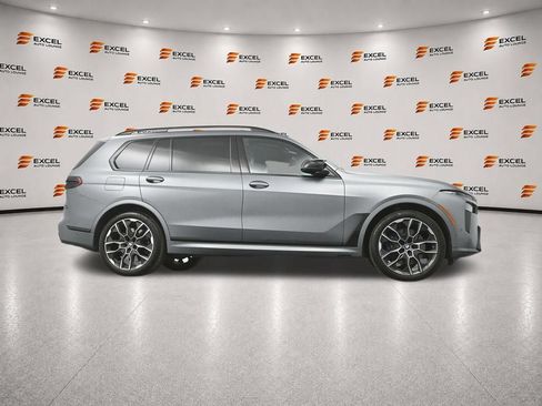 Used 2023 BMW X7 M60i w/ Executive Package AWD/4WD image 60