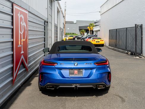Used 2025 BMW Z4 M40i w/ Edition RWD image 38