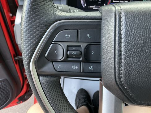 Used 2024 Toyota Tacoma TRD Sport w/ TRD Sport Premium Package AWD/4WD image 16