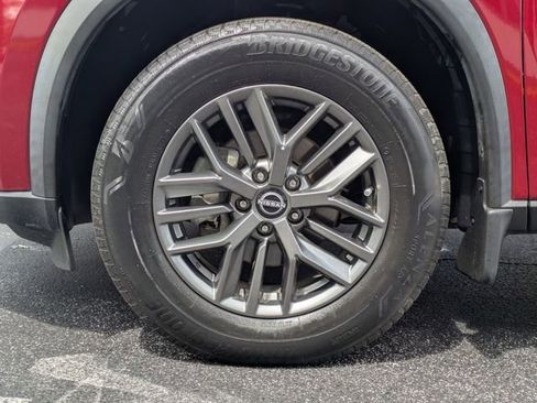 Used 2023 Nissan Rogue S FWD image 30