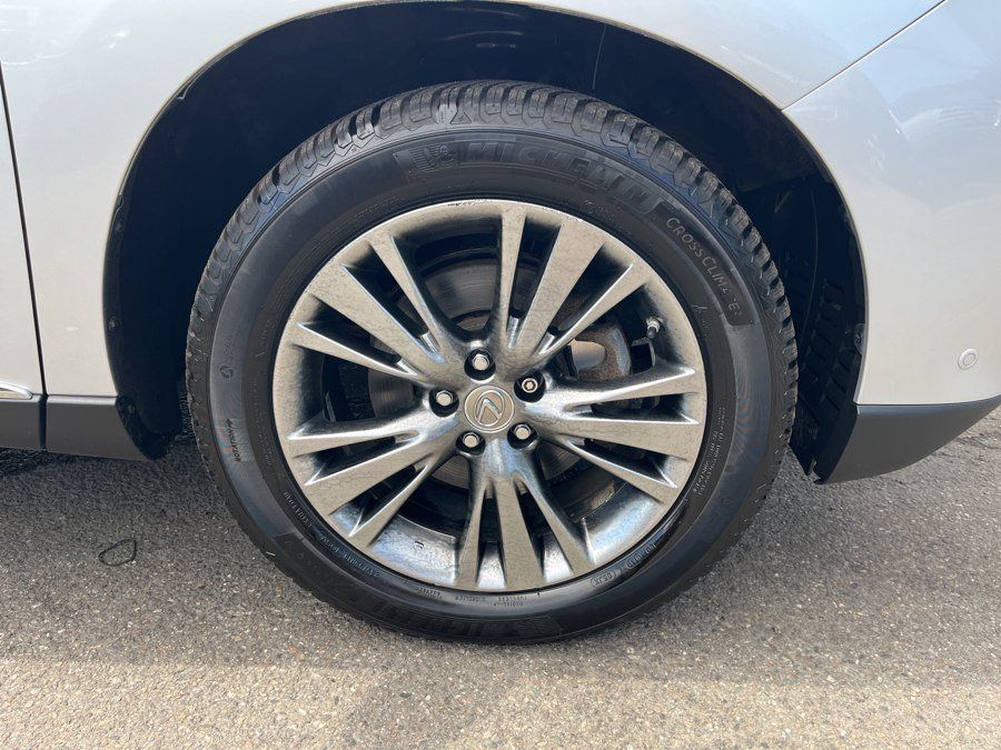 Used 2014 Lexus RX 450h AWD image 25