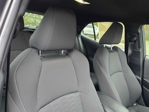 Used 2025 Toyota Corolla SE image 13