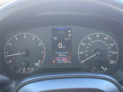 Used 2025 Toyota Corolla LE FWD image 23
