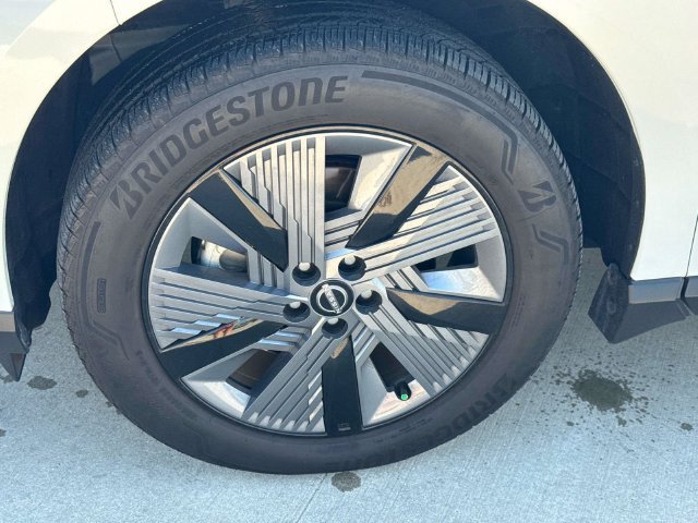 Used 2025 Nissan Murano SL AWD/4WD image 5