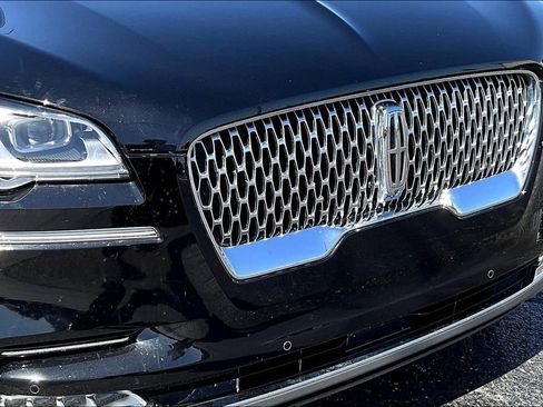 Used 2020 Lincoln Aviator Reserve w/ Equipment Group 202A AWD/4WD image 35