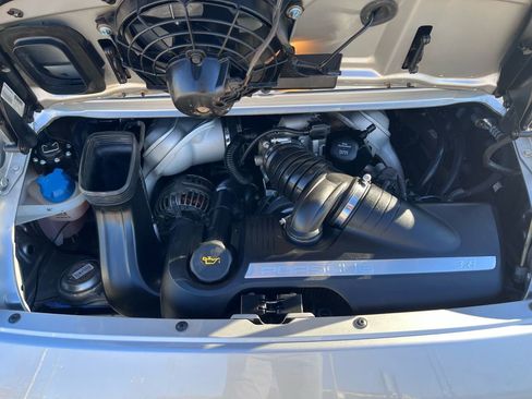 Used 2005 Porsche 911 Carrera S image 27