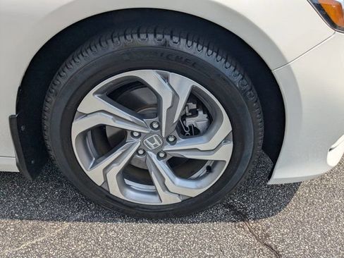Used 2018 Honda Accord EX-L image 13