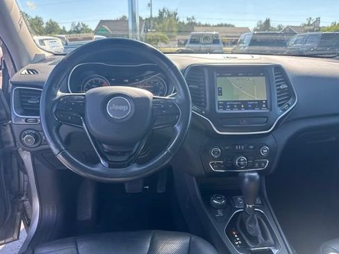 Used 2021 Jeep Cherokee Latitude Lux w/ Sun & Sound Group AWD/4WD image 8