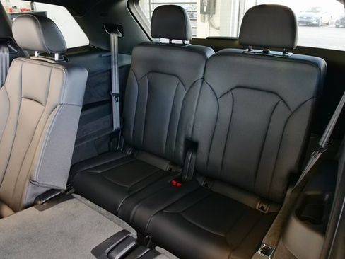 New 2026 Audi Q7 3.0T Premium image 13