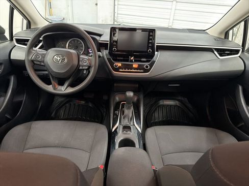 Used 2020 Toyota Corolla LE image 22