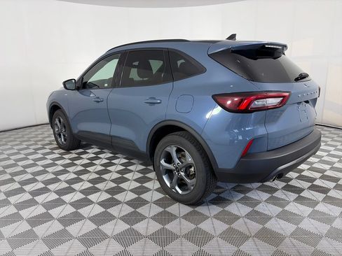 Used 2025 Ford Escape ST-Line Select AWD/4WD image 5