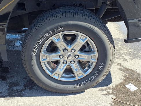 Used 2021 Ford F150 XLT w/ XTR Package image 26