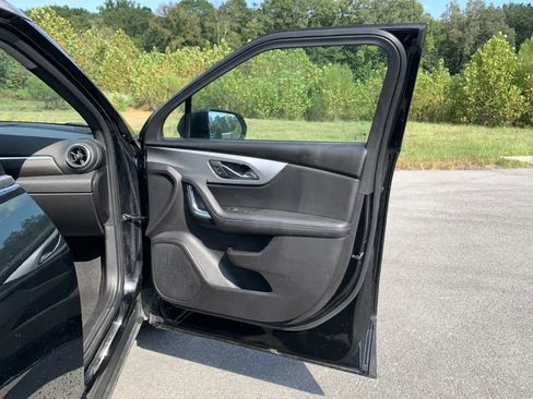 Used 2021 Chevrolet Blazer LT image 19