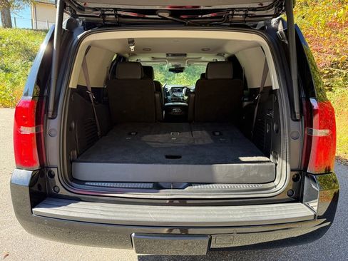 Used 2020 Chevrolet Tahoe Premier image 23