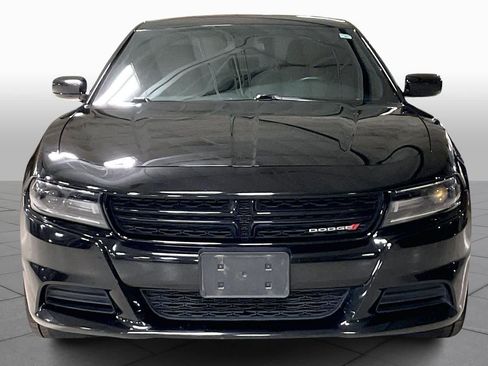 Used 2021 Dodge Charger SXT w/ Blacktop Package image 4