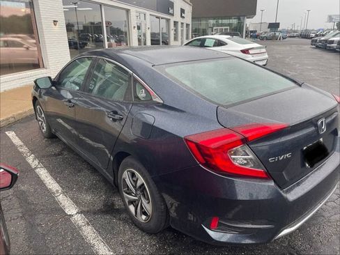 Used 2019 Honda Civic LX image 3