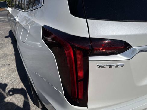 New 2025 Cadillac XT6 Premium Luxury w/ Platinum Package image 9