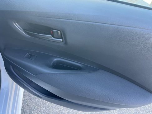 Used 2023 Toyota Corolla LE image 23