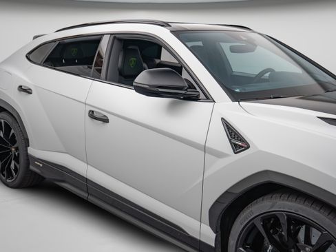 Used 2024 Lamborghini Urus S AWD/4WD image 34