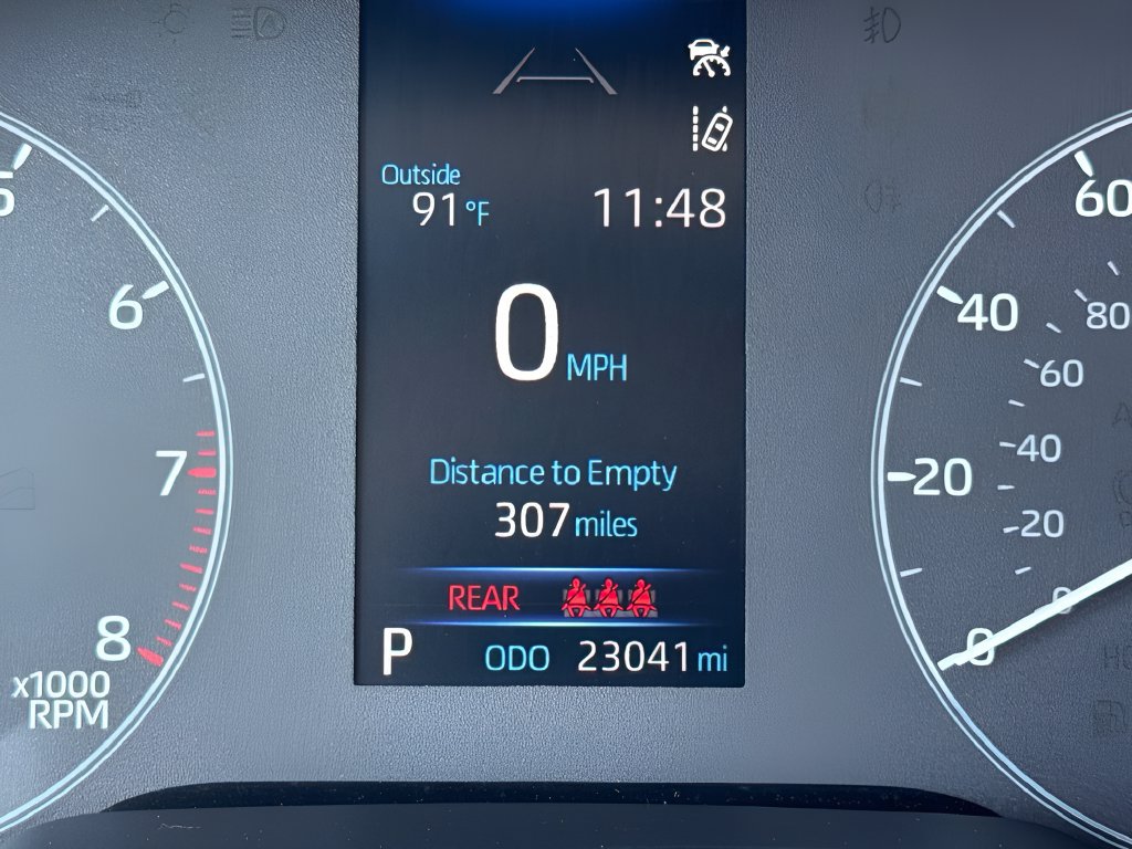 Used 2025 Toyota Corolla LE w/ Convenience Package FWD image 20